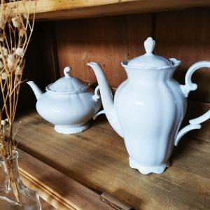 Cafetière théière Services à assiettes Art de la table objet de décoration vaisselles La Brocante de Paula