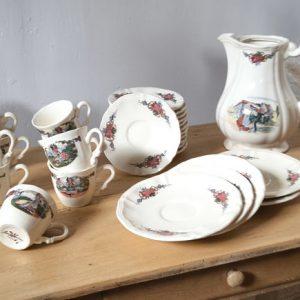 Pichets Services à assiettes Art de la table objet de décoration vaisselles La Brocante de Paula