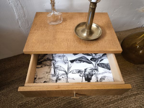 Table de nuit scandinave meubles objet de décoration vintage La Brocante de Paula