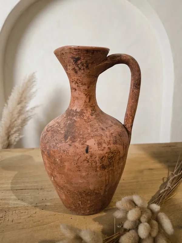 Cruche pichet ancien en terre cuite brute patinee style poterie artisanale wabi sabi - La Brocante de Paula